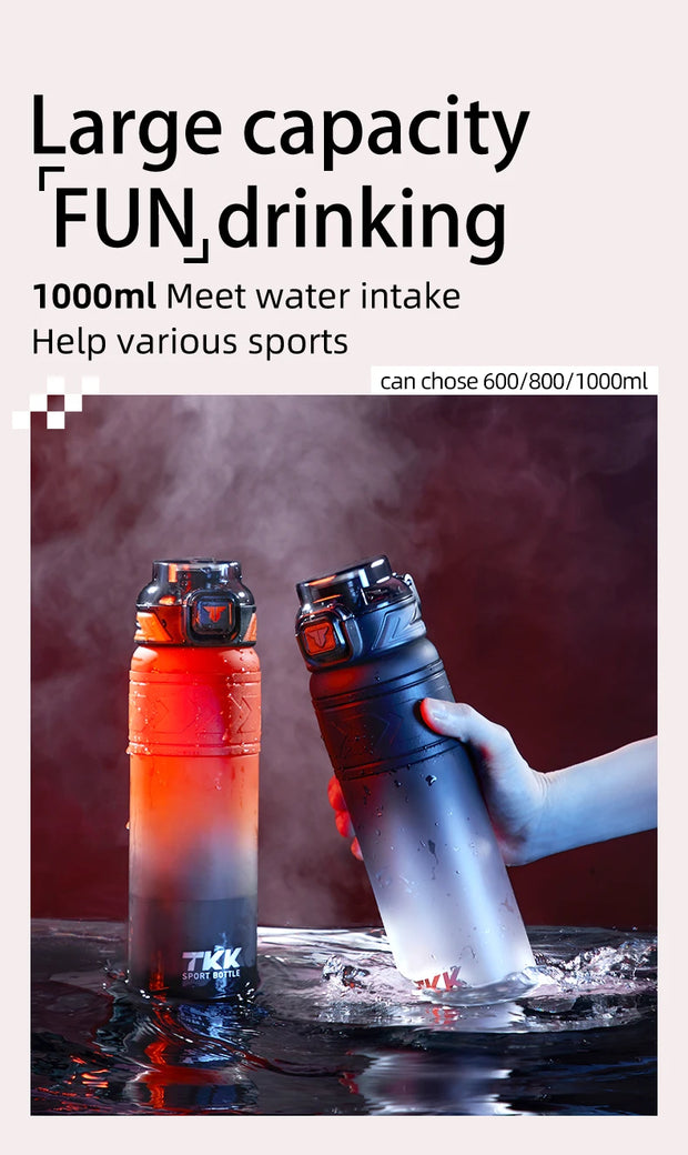 Durable & Stylish Tritan Sports Water Bottle – BPA-Free, Leak-Proof, and Portable!
Available in 600ml, 850ml, and 1000ml sizes, this high-quality Tritan plastic water bottle is designed for fitness enthusiasts and outdoor a